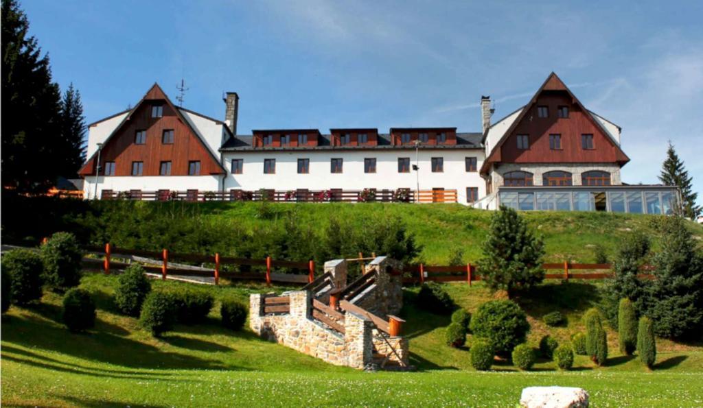 Horsky Hotel Koprivna Мала Моравка Екстер'єр фото