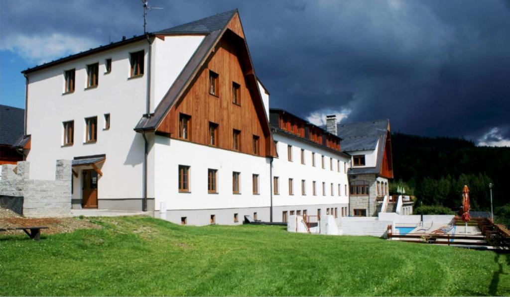 Horsky Hotel Koprivna Мала Моравка Екстер'єр фото